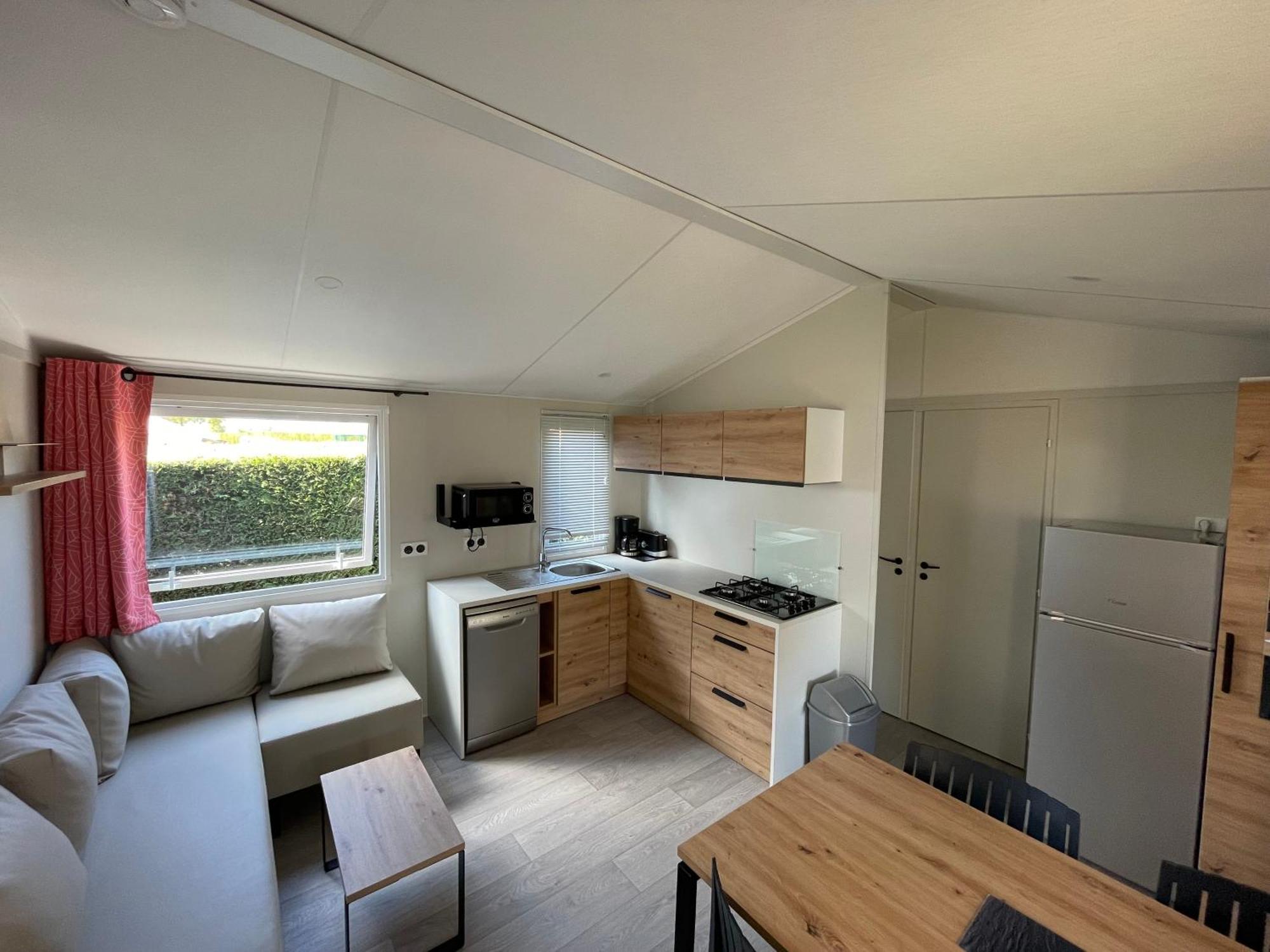 Camping Les Brillas Les Moutiers 외부 사진